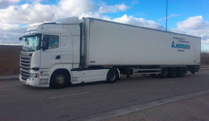 Transportes Alberto Herrero camión para transporte refrigerado